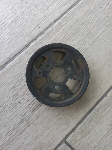 Шків насоса гідропідсилювача Volkswagen Amarok DDXC 2017 3.0 Дизель Чабаны