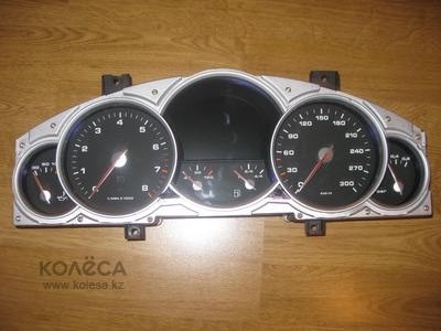 Приборная панель Porsche Cayenne Turbo 2009 4.8 Бензин Днепропетровск
