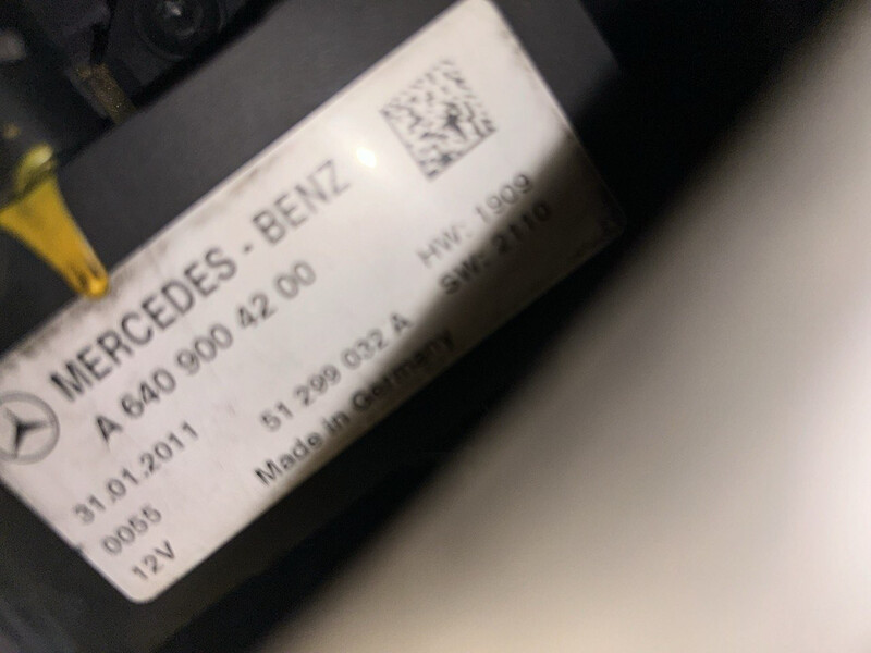 Реле свечей накала Mercedes B-Class В 200 хэтчбек 2011 г.  2.0 л дизель Киев