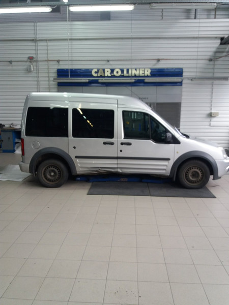 Сдвижная дверь Ford Transit Connect  2005 2.0 Дизель Запорожье