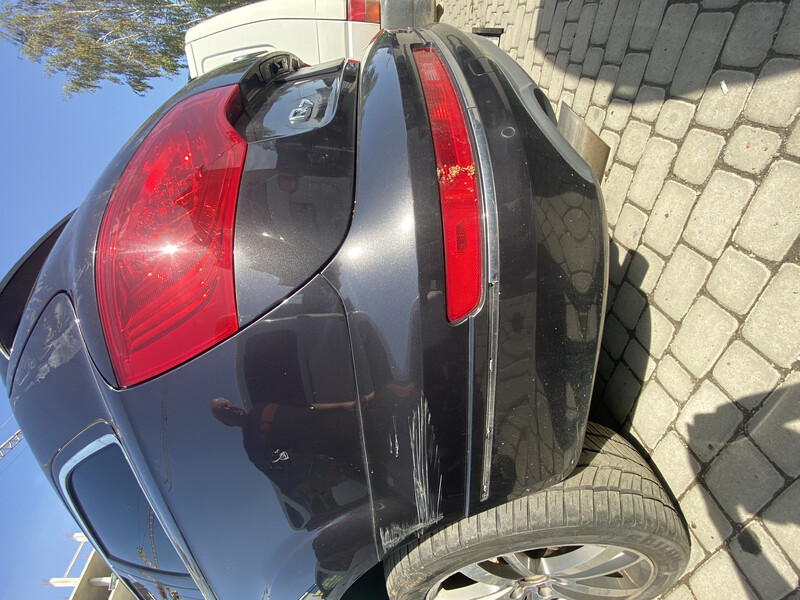 Молдинг бамера задній лівий Audi Q7  2012 универсал 3.0 Дизель Ивано-Франковск