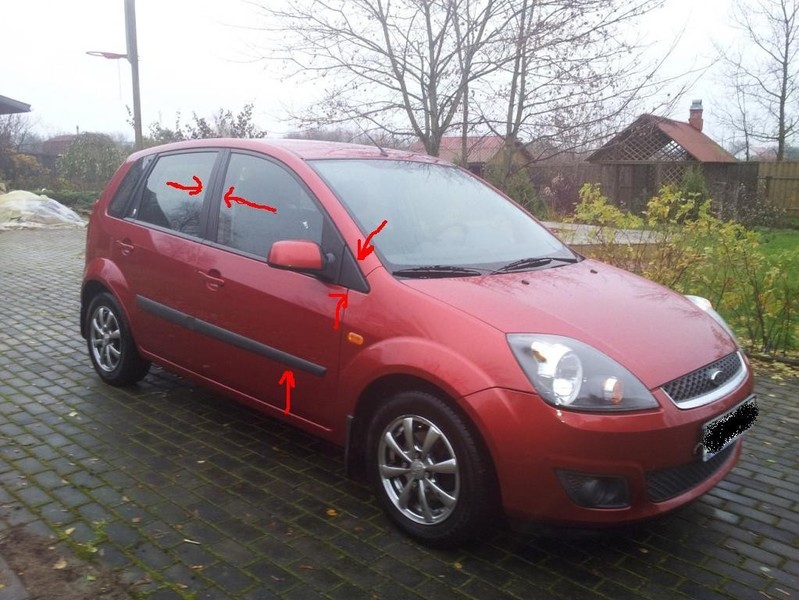 Молдинги Ford Fiesta MK6 хэтчбек 2007 г.  1.3 л бензин Житомир