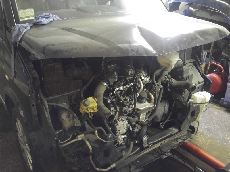 Бампер передний Volkswagen Multivan  2010 2.0 Дизель Киев