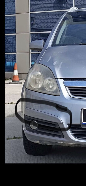 Накладка бампера Opel Zafira B  2006 универсал 2.2 Бензин Кривой Рог