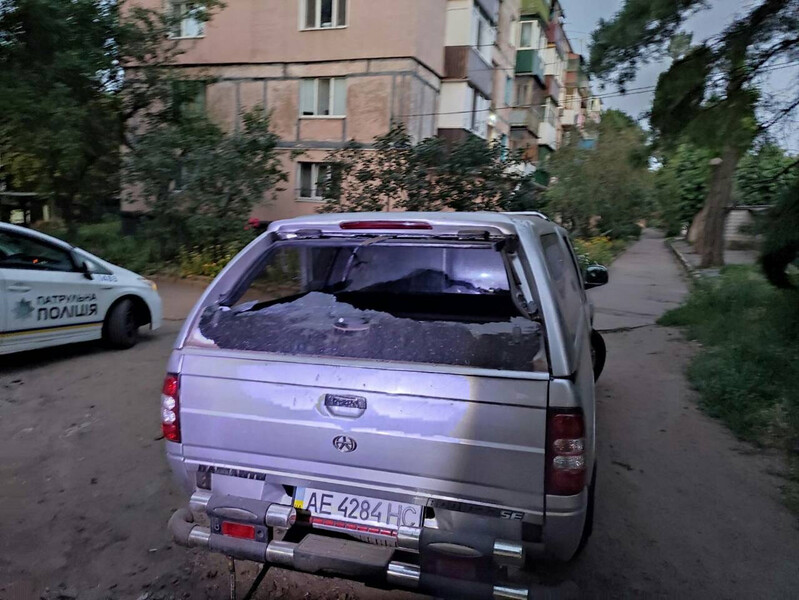 Скло ляди DADI Shuttle  2007 2.4 Бензин 