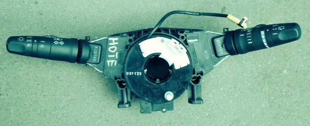 Шлейф подрулевой Nissan Note E11  2007 1.6 Бензин Одесса