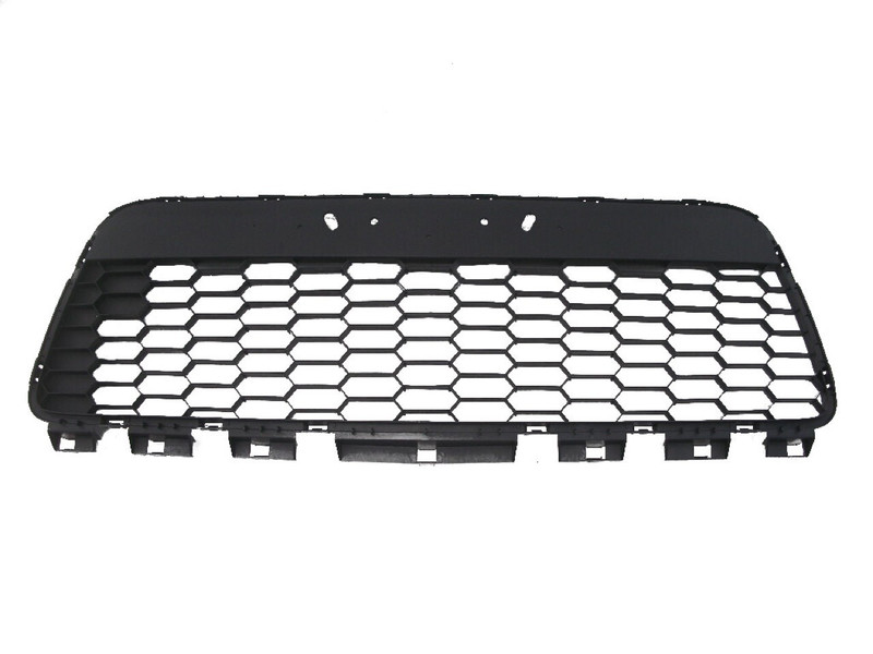 Решетка бампера нижняя Mazda 5 универсал 2007 г.  2.0 л бензин Киев