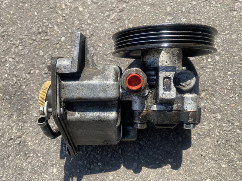 Насос гидроусилителя руля 34411-FC022   Subaru Forester