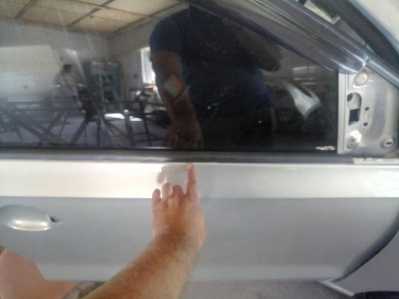 Уплотнитель передней двери 6RU 837 477 A 5AP   Volkswagen Polo