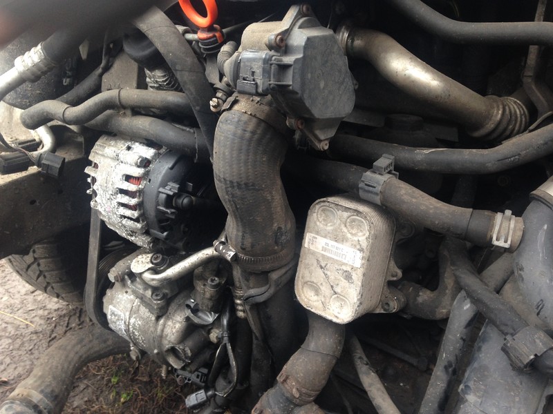 Патрубок интеркулера Volkswagen Passat B7 универсал 2011 г.  2.0 л дизель Ровно