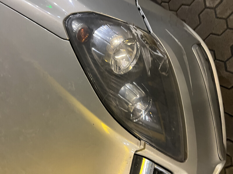 Фара передняя Opel Zafira B универсал 2006 г.  1.8 л бензин Киев