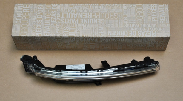 Ходовые огни Renault Laguna 3  2015 хетчбек 1.5 Дизель 