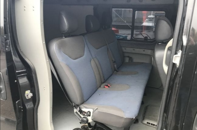 Третий ряд сидений Renault Trafic  2010 2.0 Дизель Житомир
