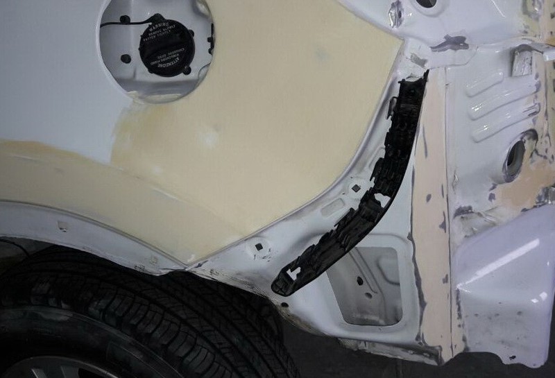 Направляюча заднього бампера Kia Sportage 3 універсал 2012 р.  2.0 л дизель Київ
