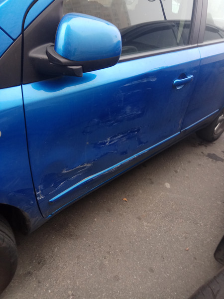 Двері ліві Nissan Note E11 хетчбек 2007 р.  1.6 л бензин Київ