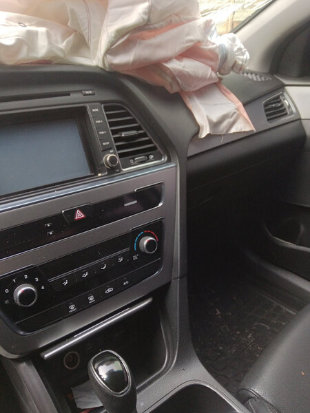 Торпеда с подушкой пасажира и в ноги водителя Hyundai Sonata LF 2016 2.4 Бензин Киев