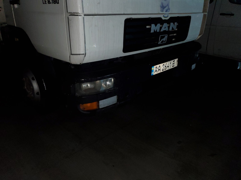 Бампер передній MAN LE 2005 р.  4.6 л дизель Київ