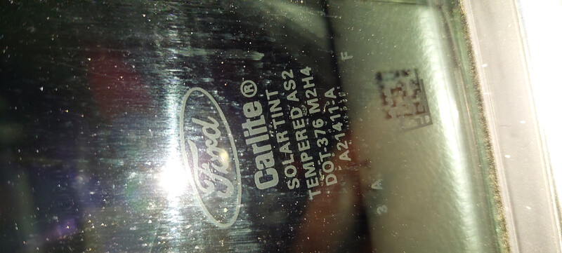 Стекло боковое Ford Focus Titanium 2014 2.0 Бензин Ирпень