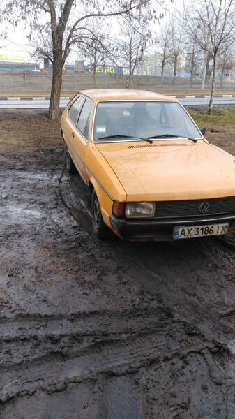 Стекло передней двери правое Volkswagen Scirocco  1978 купе 1.6 Бензин Хмельницкий