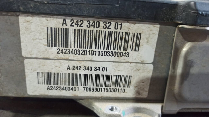 Бортовое зарядное устройство Mercedes-Benz B-Class 242.890 2015 хэтчбек  Электро Одесса