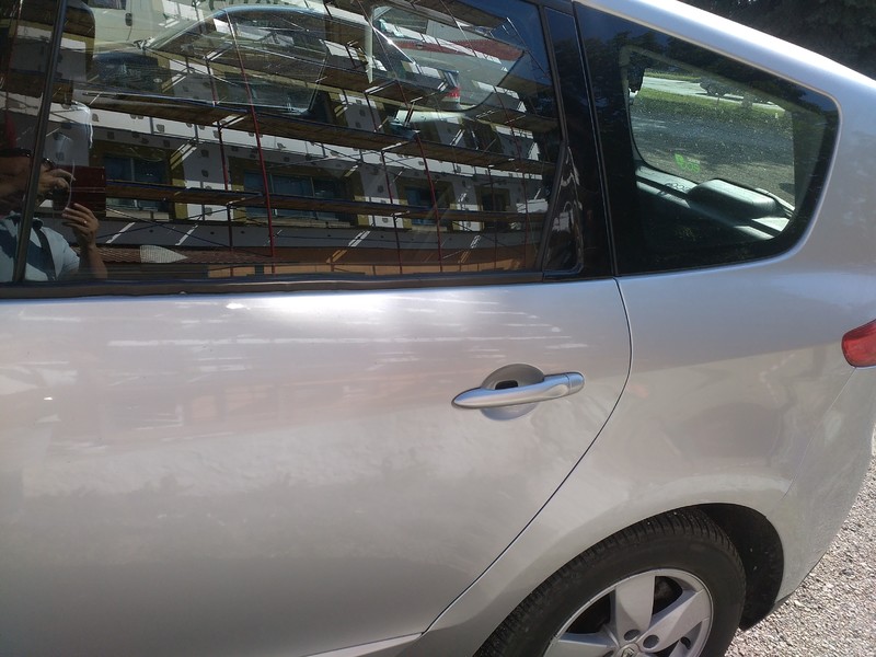 Уплотнитель задней двери Renault Grand Scenic 3  2012 1.5 Дизель Тернополь