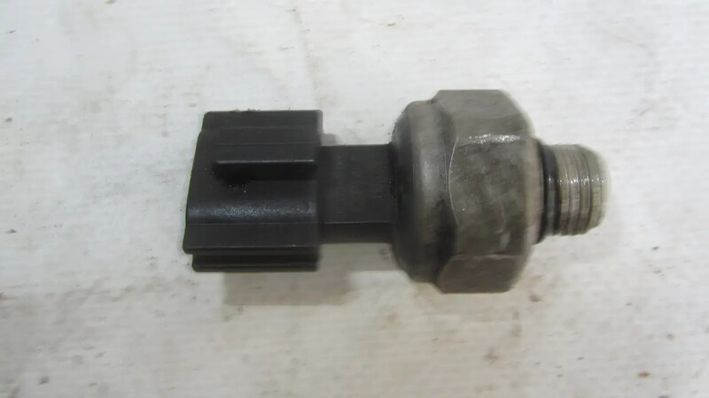 Датчик тиску оливи гідропідсилювача Hyundai Sonata NF 5  2007 