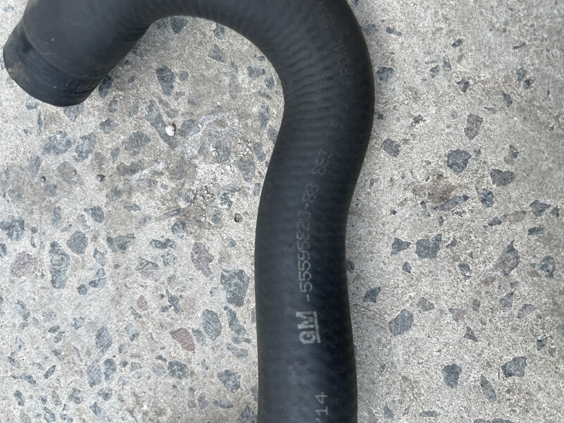 Патрубок радиатора Opel Zafira C универсал 2015 г.  2.0 л дизель Ровно