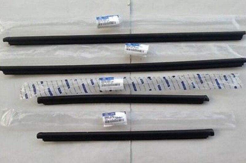 Молдинги дверей (уплотнитель стекла двери) Hyundai Getz  2008 хетчбек 1.4 Бензин 