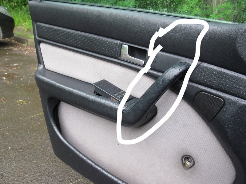 Ручках двери водительской Audi A6 C4  1995 2.0 Бензин Сумы