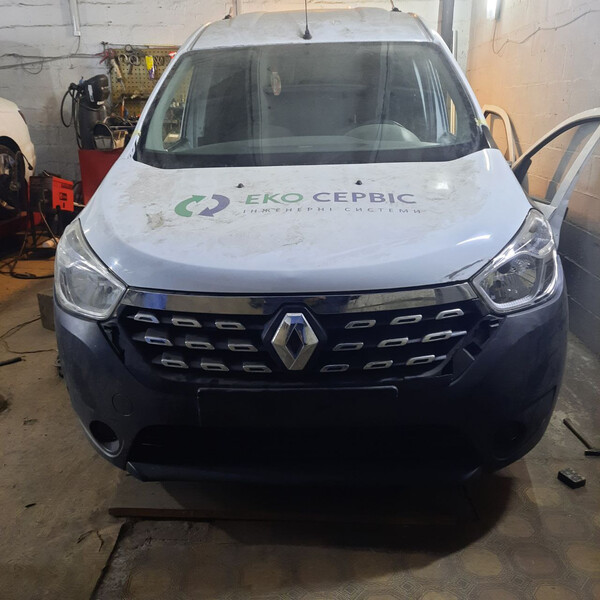 Решетка радиатора Renault Dokker  2019 1.5 Дизель Черкассы