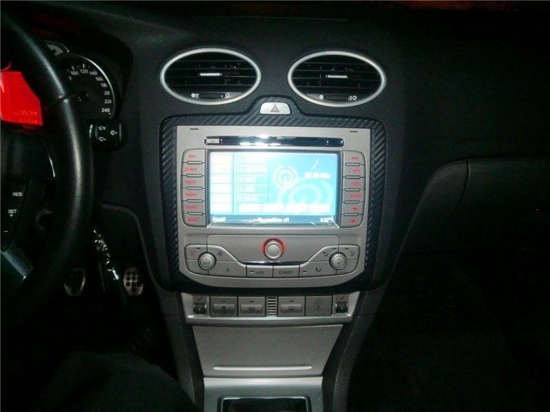 Автомагнитола blaupunkt trevelpilon nx Ford Focus 2 2006 г.  1.6 л бензин Красноармейск