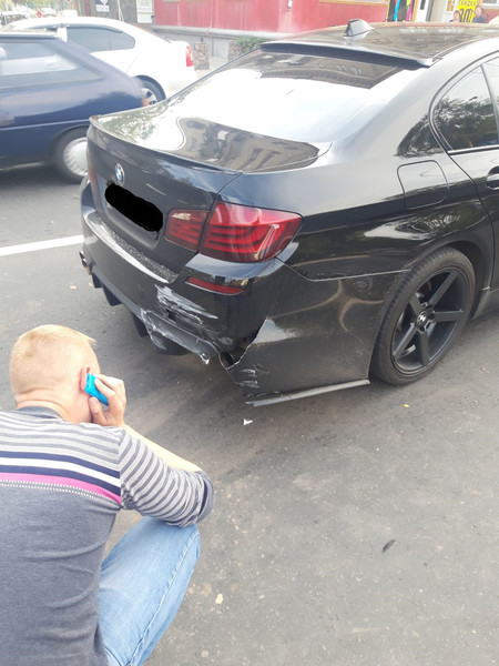 Задний бампер m-perfomance в сборе BMW 5 Series 2010 г.  3.5 л бензин Одесса