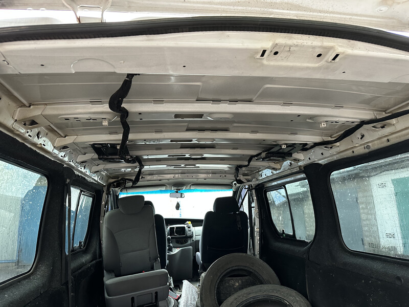 Потолок Renault Trafic 2  2005 2.0 Дизель Харьков