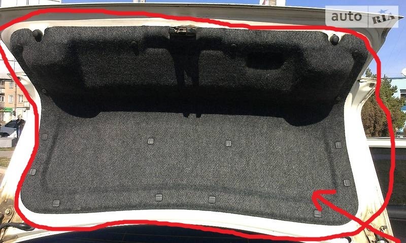 Шуба крышки багажника Volkswagen Vento  1992 1.9 Дизель Луцк