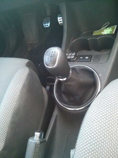 Ручка КПП 5J0 711 113 S   Skoda Fabia