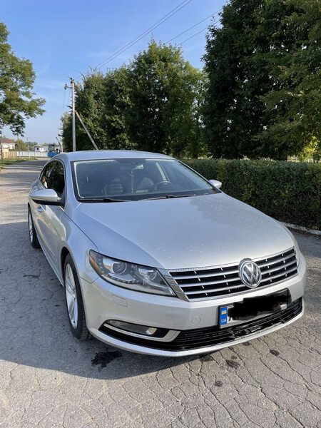 Решітка бампера Volkswagen Passat CC  2013 2.0 Бензин Київ