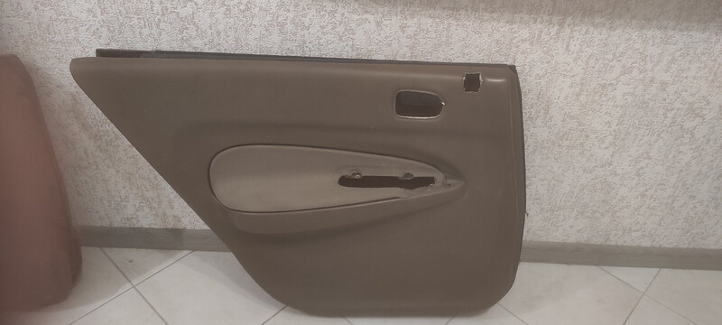 Комплект дверных карт Mazda 323 BA 1997 2.0 Бензин Черкассы