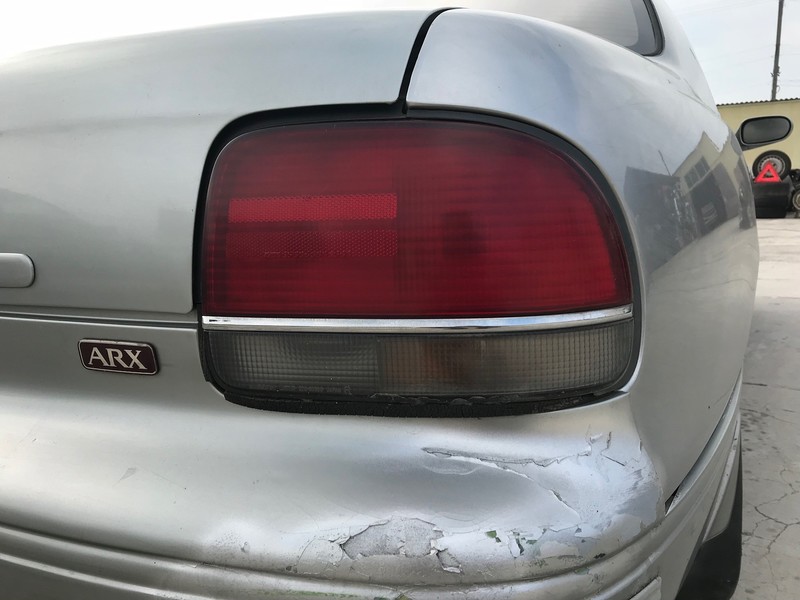 Стоп задний левый Nissan Bluebird  1995 2.0 Бензин Одесса