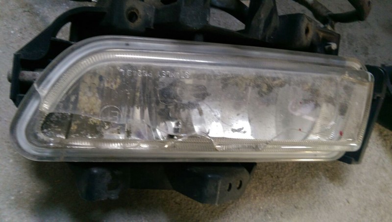 Стекло противотуманки Mazda 3 BK  2007 хэтчбек 2.0 Бензин Киев