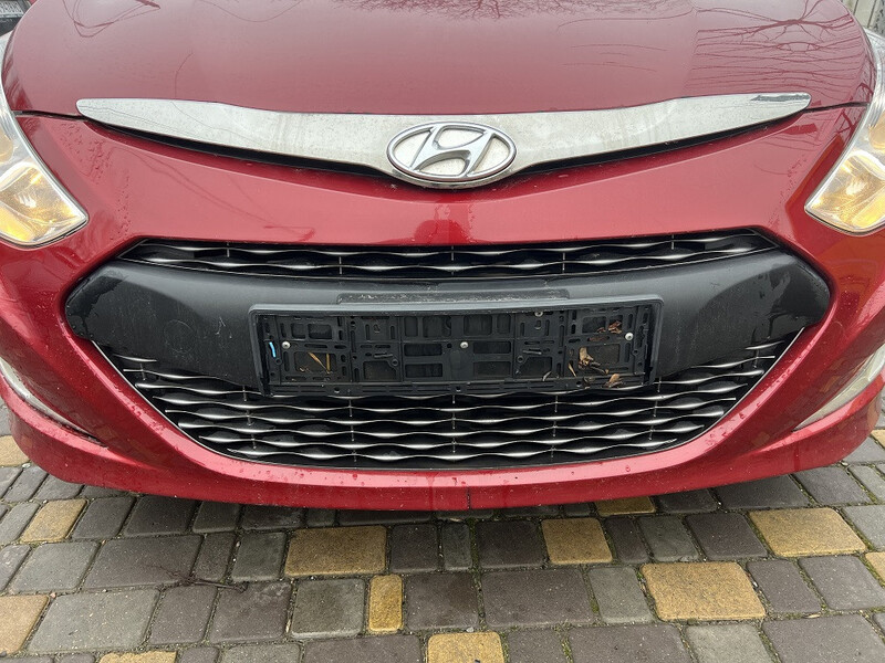 Решетка бампера нижняя Hyundai Sonata 6  2013 2.4 Гибрид Одесса