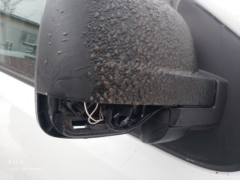 Накладка зеркала правого Renault Trafic 3  2015 1.6 Дизель 