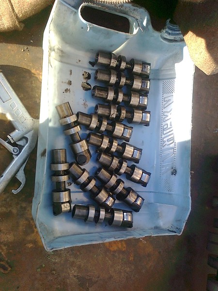 Толкатель клапана Renault Magnum евро3 2002 12.0 Дизель Кировоград