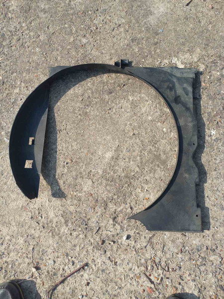 Дифузор вентилятора A2105052955   Mercedes E-Class