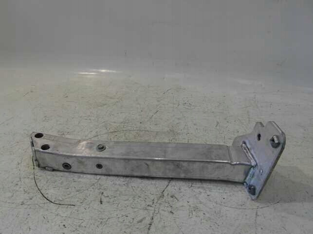 Клык подрамника правый Jeep Cherokee  2019 универсал 2.4 Бензин Киев