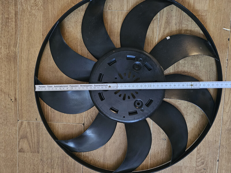 Вентилятор радиатора Mercedes-Benz V-Class  2021 универсал 2.0 Дизель Дубно