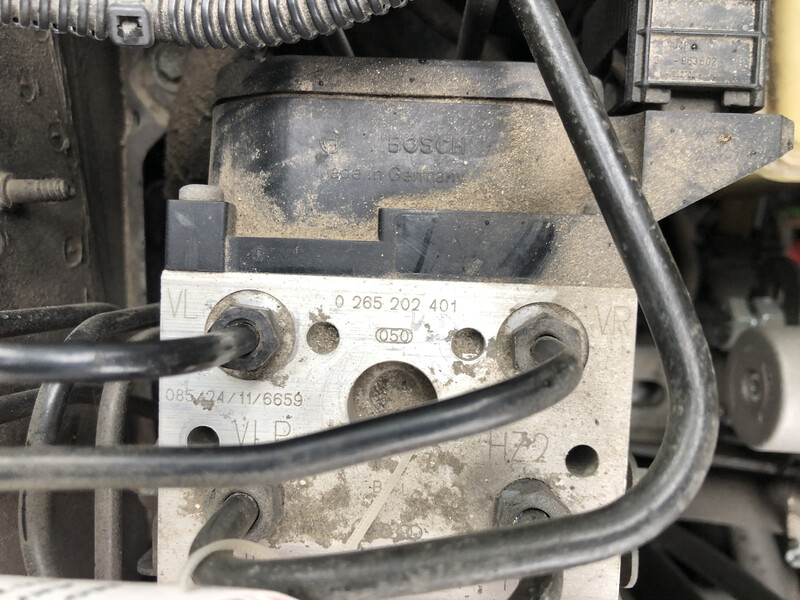 Блок ABS Audi A4 B5 2000 г.  1.6 л бензин
