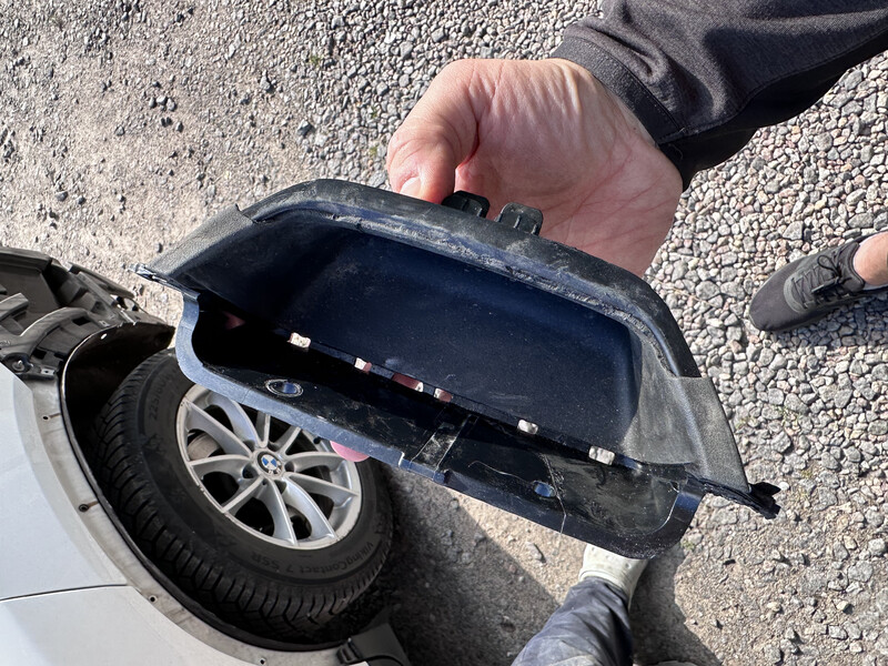 Ящик для зберігання підлокітника дверей BMW X3 F25  2016 2.0 Дизель 