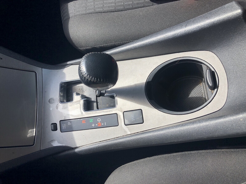 Накладка куліси акпп фото додав Toyota Avensis  2009 2.0 Дизель Ровно
