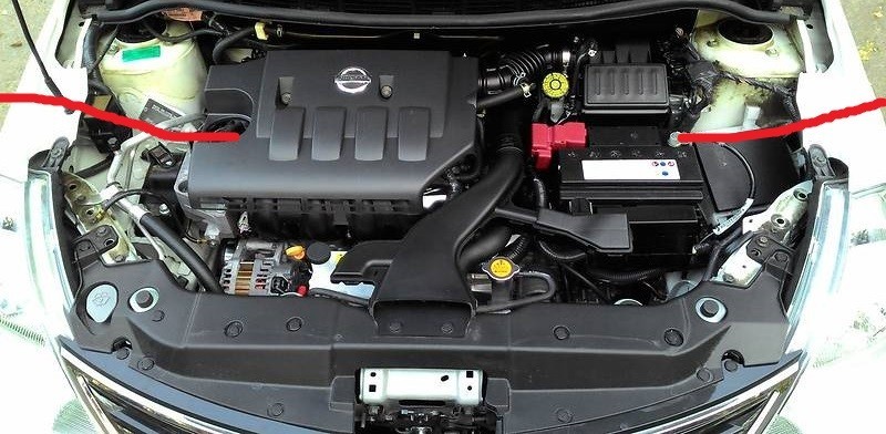 Передняя часть авто, по стаканы Nissan Tiida C11  2010 хетчбек 1.6 Бензин 