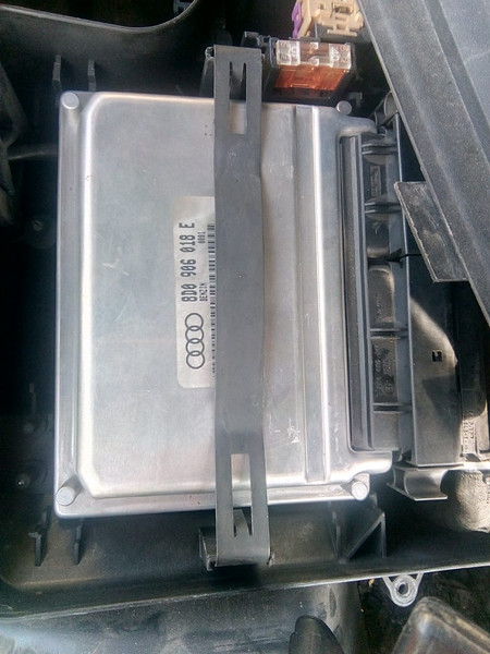 Эбу 8d0 906 018 e Audi A4 B5 1999 р.  1.8 л бензин Рівне